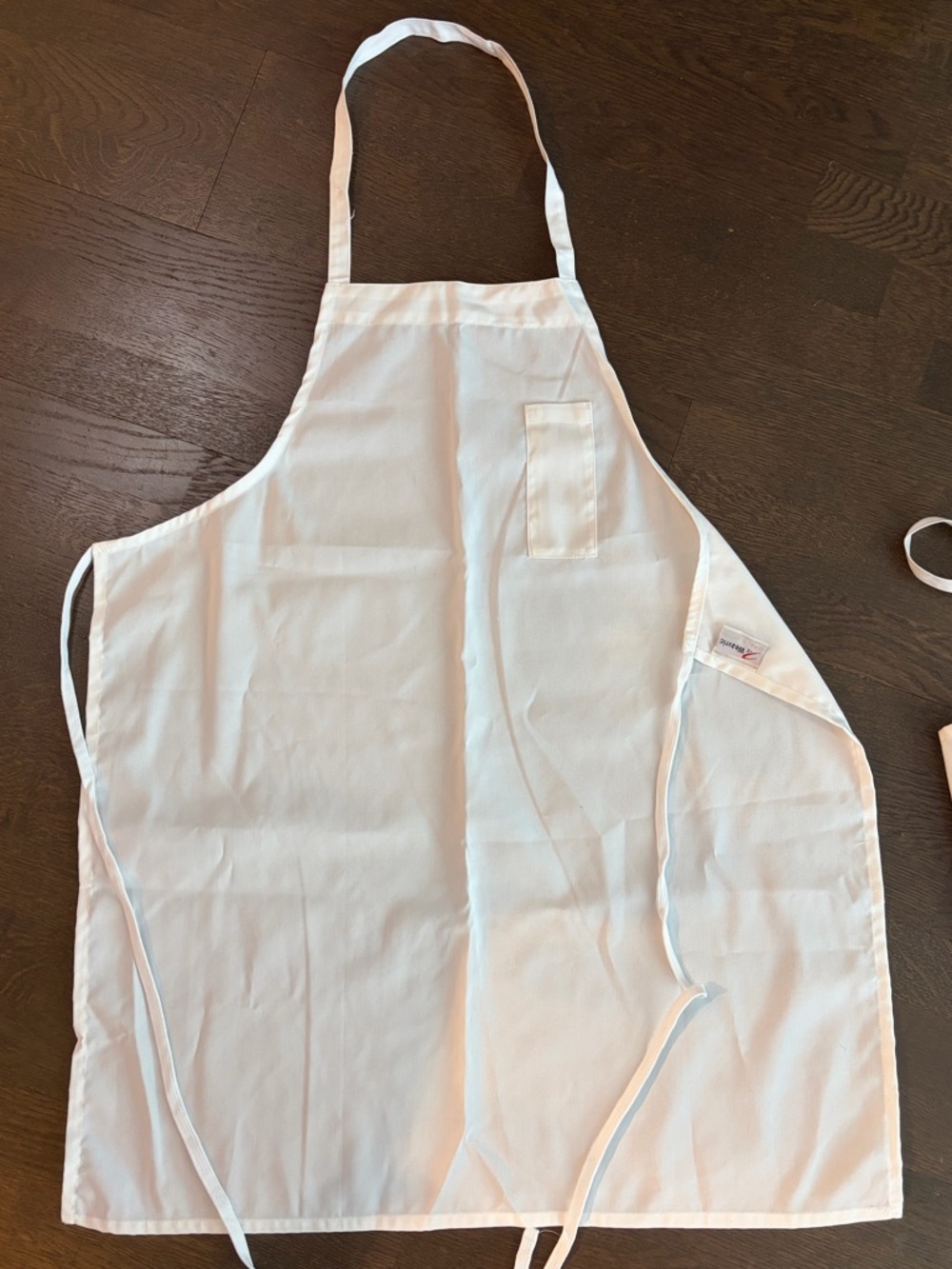 Classic Solid White Apron (Set of 2)